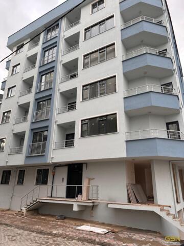 0-DARICA EMEK MAHALLESİ MERKEZİ KONUMDA 2+1 ARA KAT LÜKS DAİRE